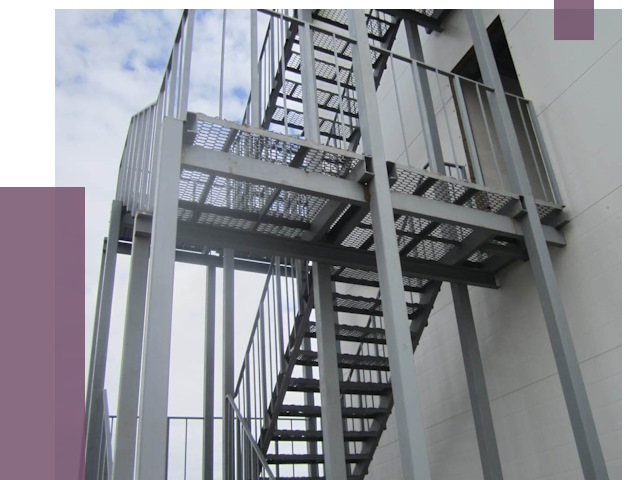 Монтаж пожарных лестниц в Удомле от 7896 руб.