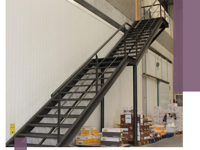 Лестницы для производства в Удомле — изготовление и монтаж