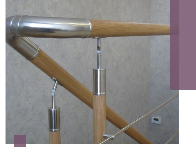 Комбинированные перила на заказ в Удомле — монтаж и производство