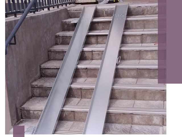 Демонтаж откидных пандусов профессионально в Удомле