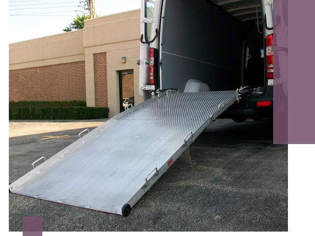 Мобильные пандусы в Удомле — производство, монтаж и аренда