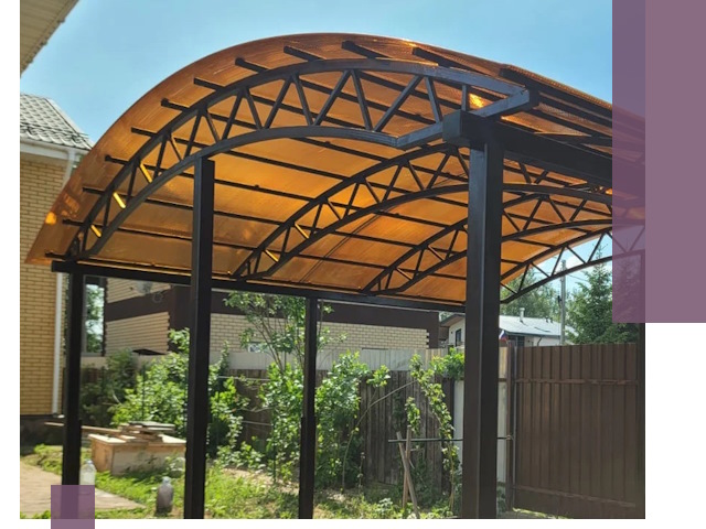 Изготовление навесов под ключ в Удомле из качественных материалов